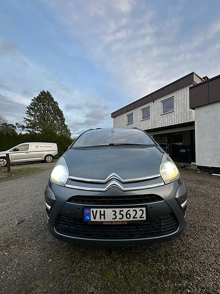 Citroen Grand C4 Picasso 2 of 14