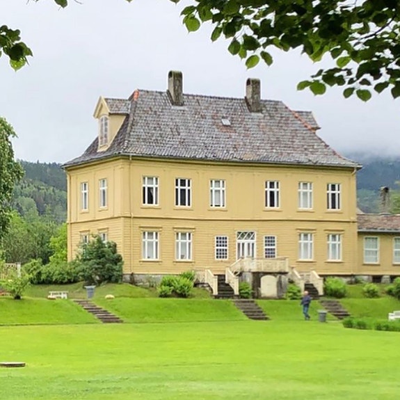 Gulskogen gård
