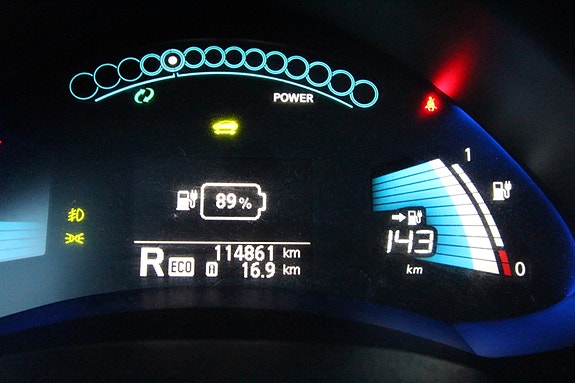 Nissan Leaf 12 of 24