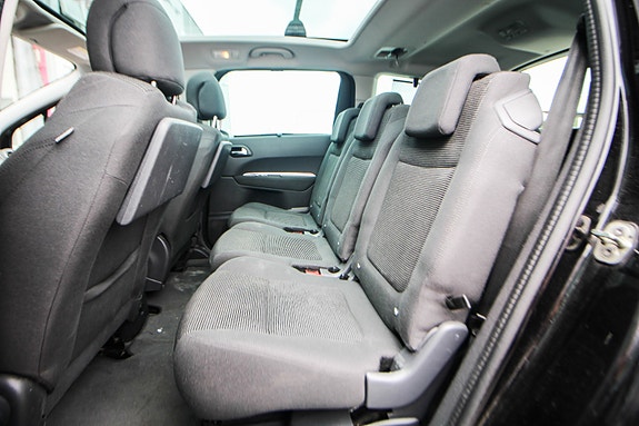 Peugeot 5008 18 of 30