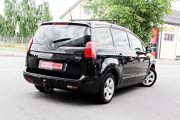 Peugeot 5008 3 of 30