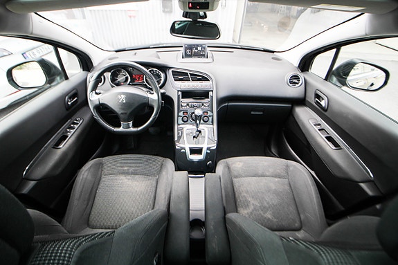 Peugeot 5008 21 of 30