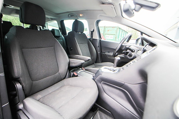 Peugeot 5008 14 of 30
