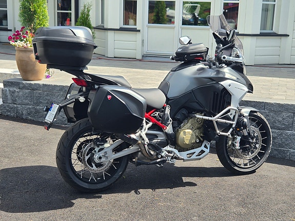 Ducati Multistrada V4S Radar MYE utstyr 11 of 16