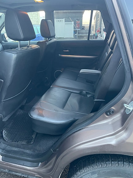 Suzuki Grand Vitara 12 of 27