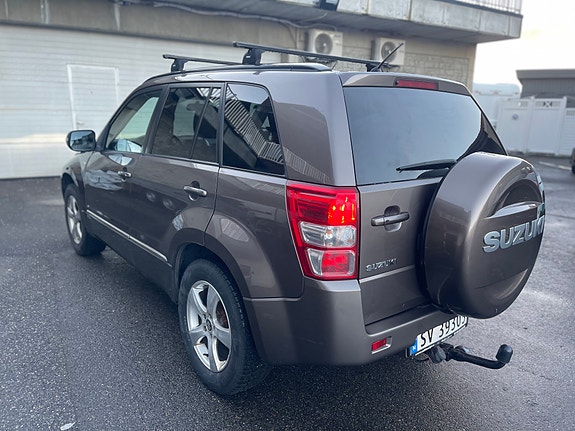 Suzuki Grand Vitara 5 of 5