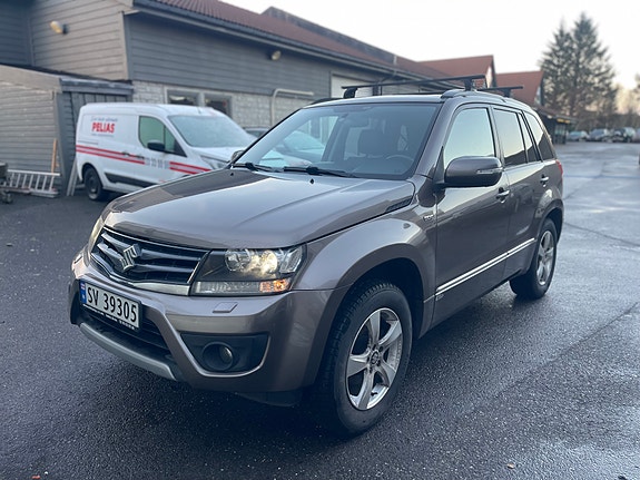 Suzuki Grand Vitara 4 of 5