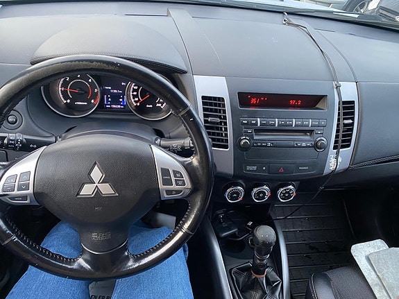 Mitsubishi Outlander 10 of 19