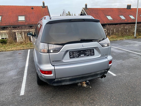 Mitsubishi Outlander 3 of 19