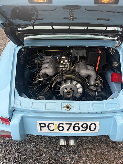 Porsche 911 14 of 21