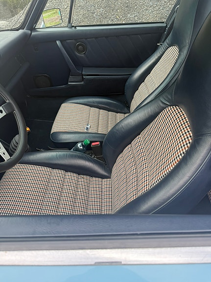 Porsche 911 12 of 21