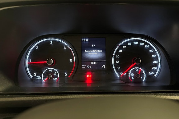 Volkswagen Caddy Maxi 11 of 27