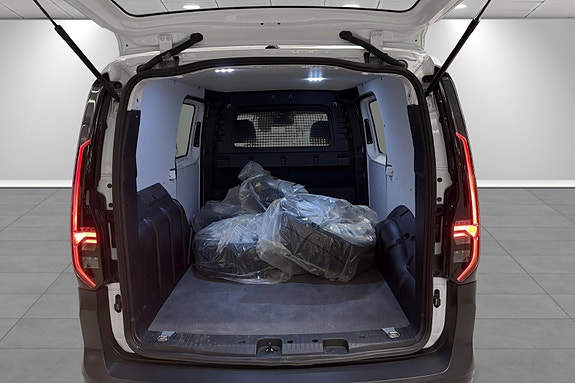 Volkswagen Caddy Maxi 23 of 27