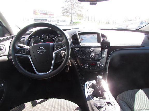 Opel Insignia 4 of 5