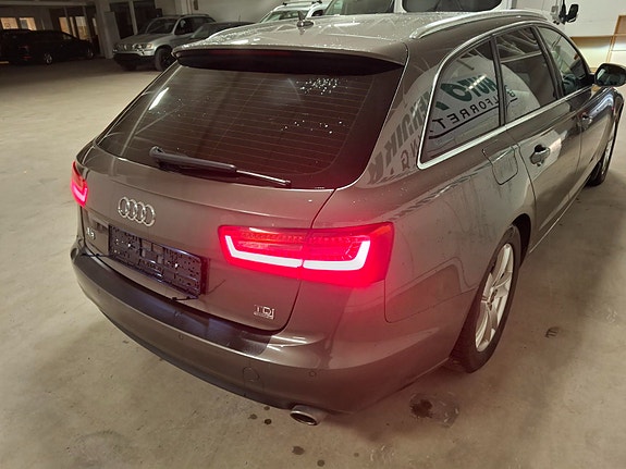 Audi A6 4 of 23