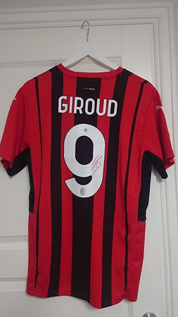 Signert Olivier Giroud AC Milan fotballdrakt