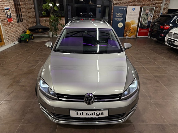 Volkswagen Golf VII 3 of 30