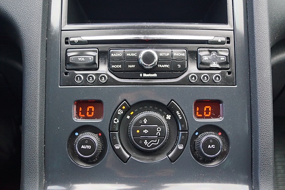 Peugeot 5008 26 of 30