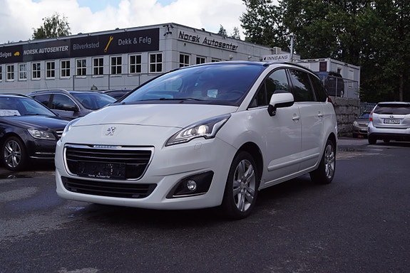 Peugeot 5008 4 of 5