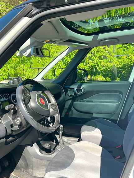 Fiat 500L 3 of 6