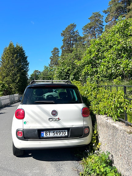 Fiat 500L 2 of 6