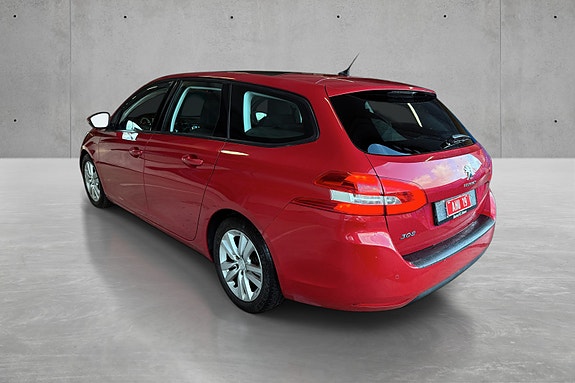 Peugeot 308 SW 12 of 22