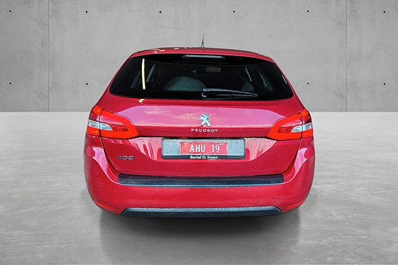 Peugeot 308 SW 9 of 22