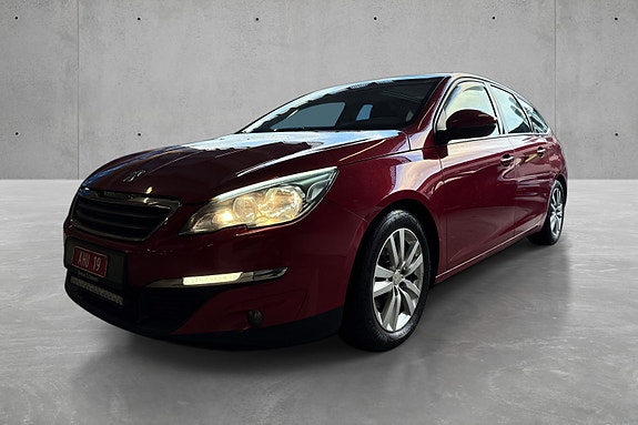 Peugeot 308 SW 2 of 22