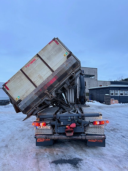 Mercedes-Benz Arocs 6x4 brøyterigget kombibil, laxolås, sidetipp og underskjær 24 of 30