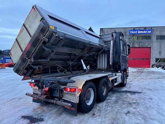 Mercedes-Benz Arocs 6x4 brøyterigget kombibil, laxolås, sidetipp og underskjær 25 of 30