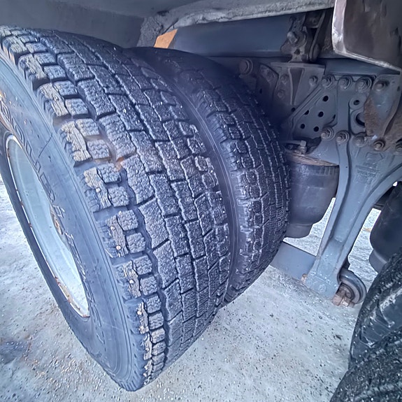 Mercedes-Benz Arocs 6x4 brøyterigget kombibil, laxolås, sidetipp og underskjær 30 of 30