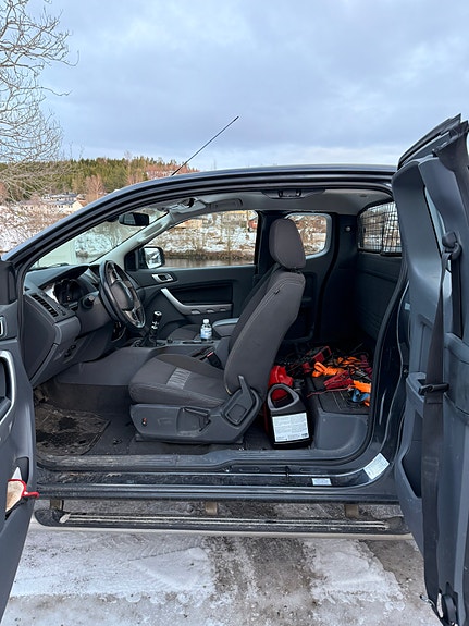 Ford Ranger 8 of 12