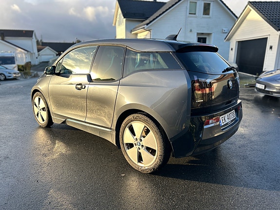 BMW i3 4 of 9