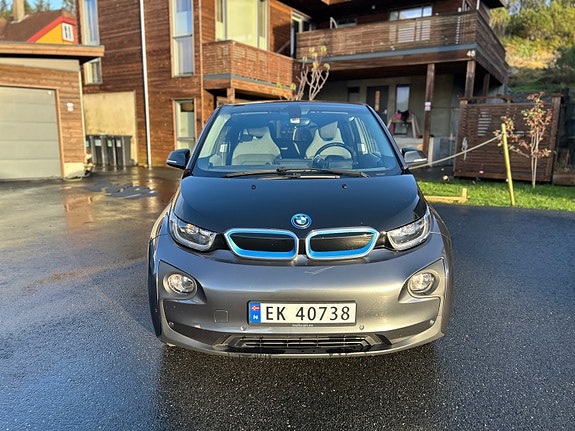 BMW i3 3 of 9