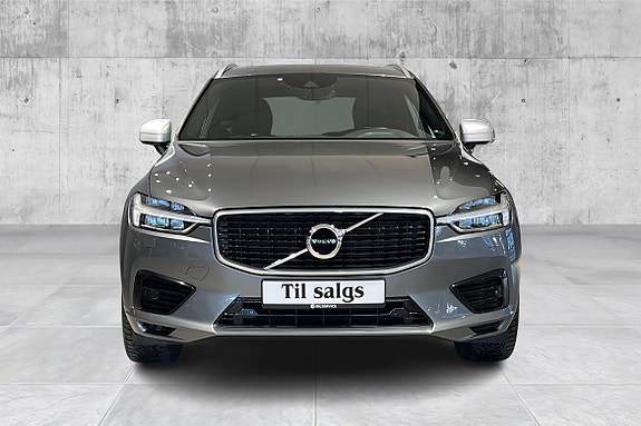 Volvo XC60 2 of 5