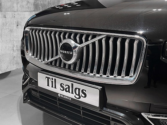 Volvo XC90 5 of 5