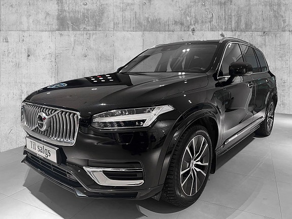 Volvo XC90 4 of 5