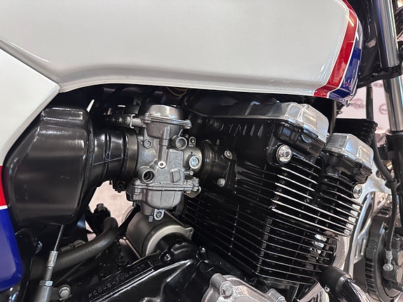 Honda CBX 550F *** SERVICE/GARANTI *** 22 of 30