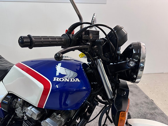 Honda CBX 550F *** SERVICE/GARANTI *** 28 of 30