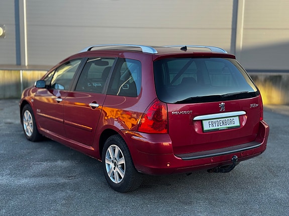 Peugeot 307 SW 3 of 30