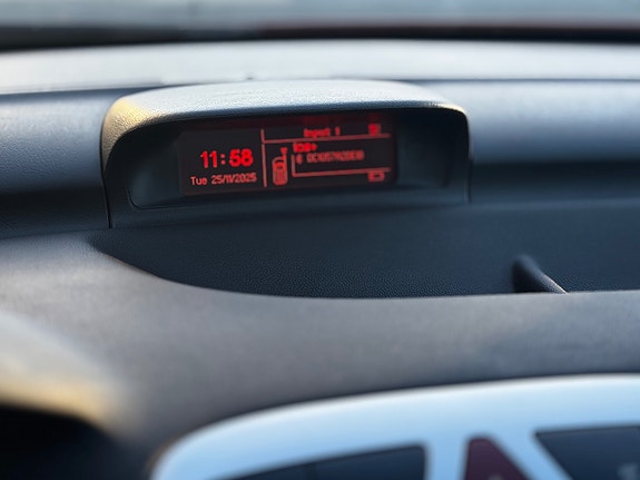 Peugeot 307 SW 23 of 30