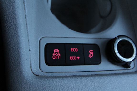 Volkswagen UP! 14 of 21