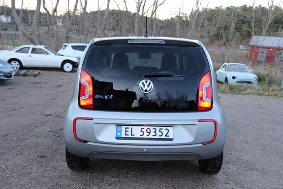 Volkswagen UP! 6 of 21