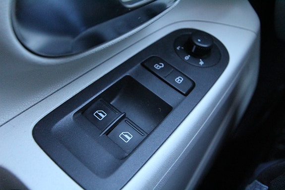 Volkswagen UP! 13 of 21