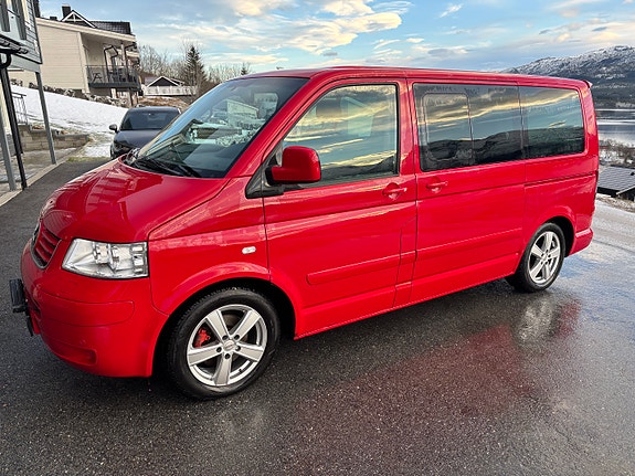 Volkswagen Multivan 6 of 30