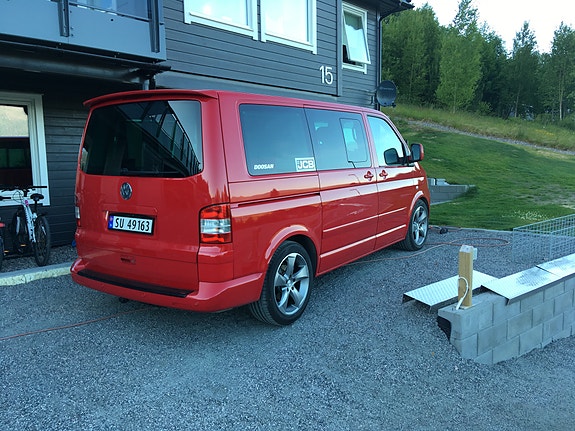 Volkswagen Multivan 4 of 30