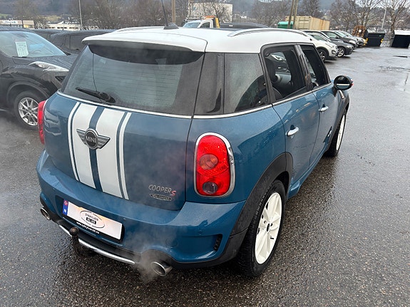 MINI Cooper S 11 of 30