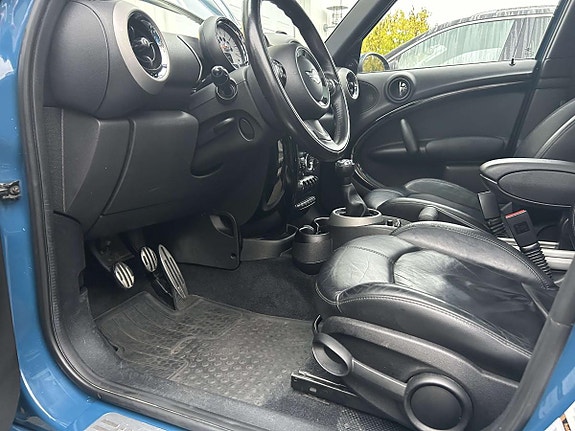 MINI Cooper S 5 of 5