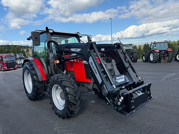 Massey Ferguson 4707 M- Ålø quicke Q3S laster 26 of 30