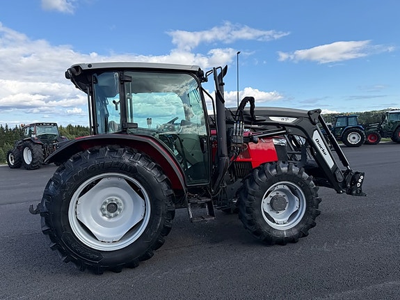 Massey Ferguson 4707 M- Ålø quicke Q3S laster 19 of 30